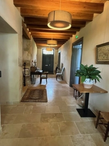 Photos 47 - Prestige - Dpt  (32) : ELEGANT CHATEAU XIX, sans travaux, bases médievales avec douves, piscine, sur 9100m2 jardin clos