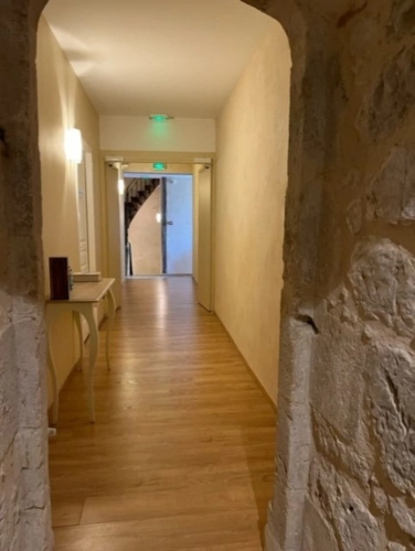 Photos 49 - Prestige - Dpt  (32) : ELEGANT CHATEAU XIX, sans travaux, bases médievales avec douves, piscine, sur 9100m2 jardin clos