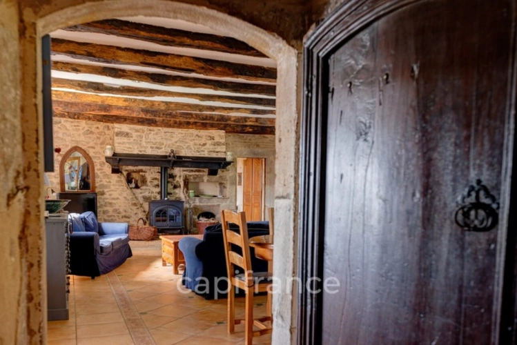 Photos 15 - Prestige - Vaste Propriété avec magnifique vue sur Najac, 15 chambres, piscine et tennis entourée par 5 hectares