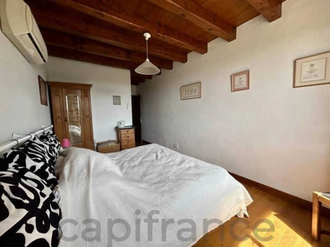 Photos 28 - Prestige - Vaste Propriété avec magnifique vue sur Najac, 15 chambres, piscine et tennis entourée par 5 hectares