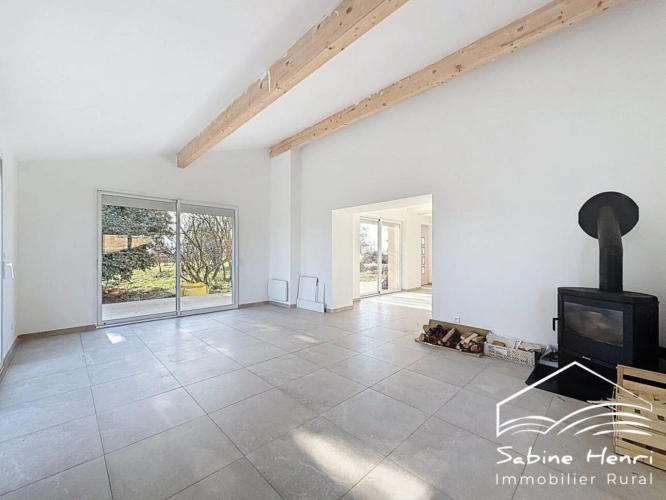 Photos 9 - Rurale - Corps de ferme de près de 4 ha hectares dans une impasse