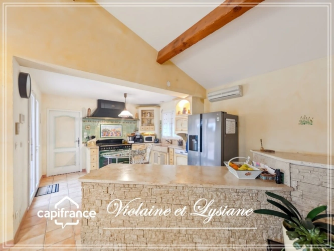 Photos 8 - Touristique - Villa de plain-pied avec piscine, dépendances et grand jardin à Bize-Minervois