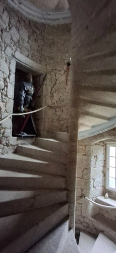 Photos 10 - Prestige - Splendide Château Médiéval Classé - Château se distingue par son élégance sur un domaine d’environ 13 hectares mêlant bois, prairies