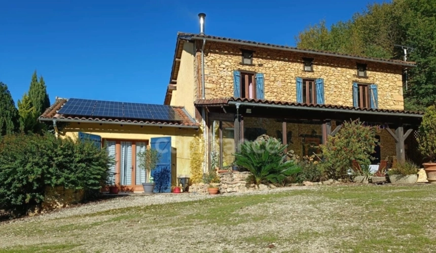 Photos 1 - Prestigious -  Domaine d’exception de 54 hectares – Calme absolu et nature préservée