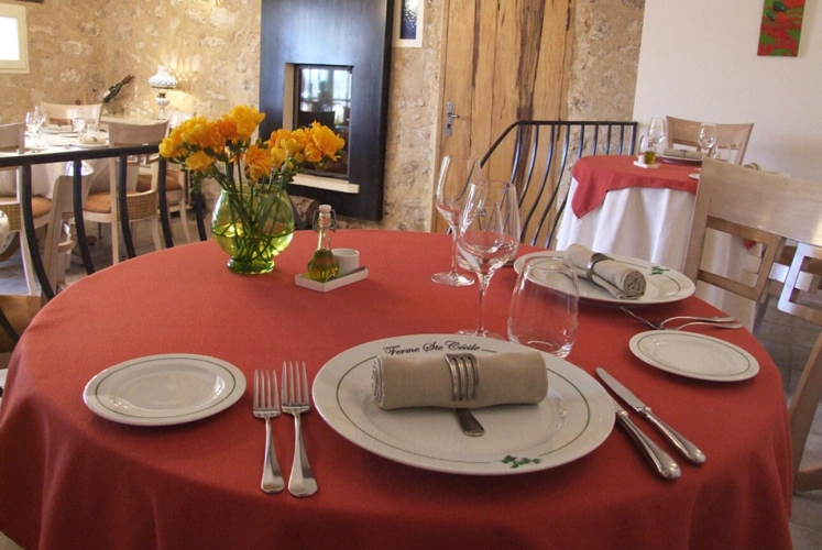 Photos 13 - Touristique - Ancienne Ferme du 18 ème siècle  avec activité restaurant