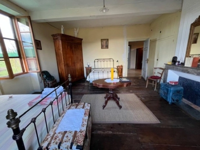 Photos 4 - Équestre - MARCIAC et PLAISANCE(32), AUTHENTIQUE et ELEGANTE PROPRIETE GASCONNE, dans son jus, SANS VOISIN, VUE sur les coteaux 300m2, dependances 500m2, près de 8ha bois et terres