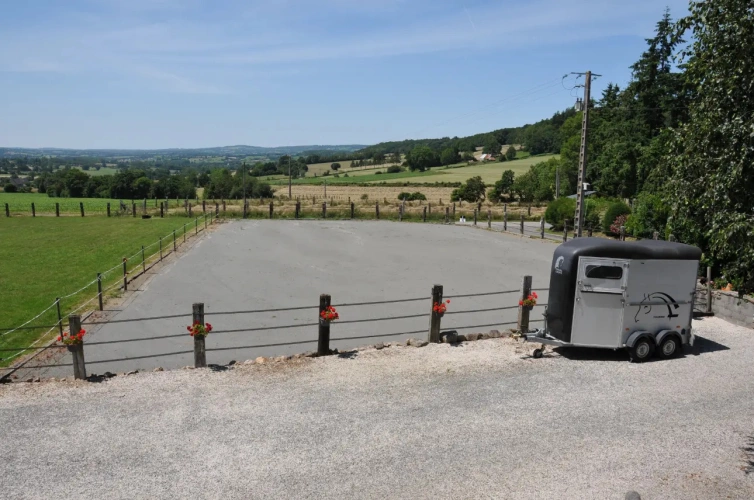 Photos 7 - Equestrian - Well-maintained, high-quality private equestrian property