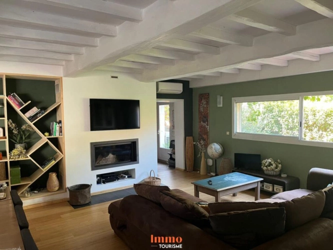 Photos 5 - Touristique - Domaine Touristique clé en main avec 5 gîtes, 2 piscines et Ma