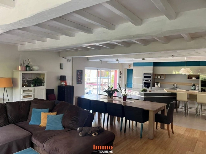 Photos 24 - Touristique - Domaine Touristique clé en main avec 5 gîtes, 2 piscines et Ma