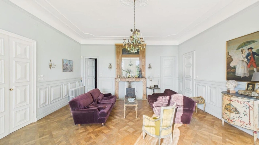 Photos 11 - Prestigious - Property