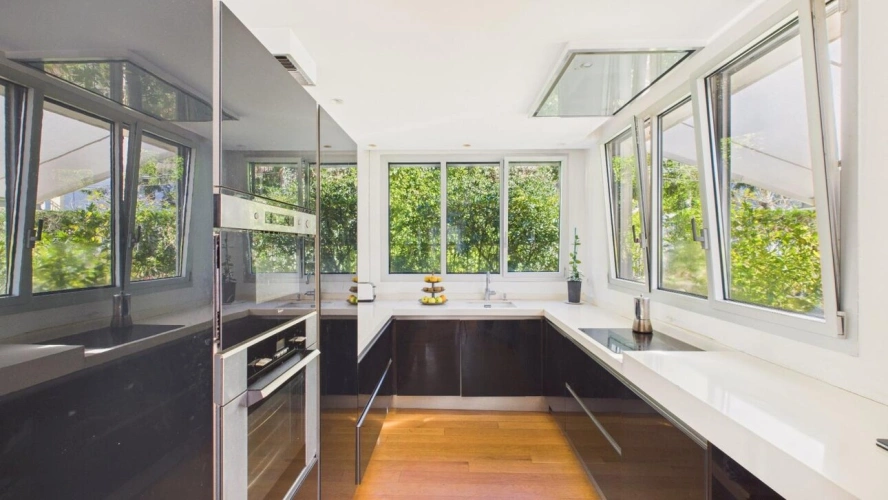 Photos 5 - Prestigious - House