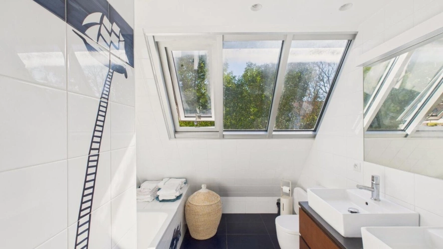 Photos 14 - Prestigious - House