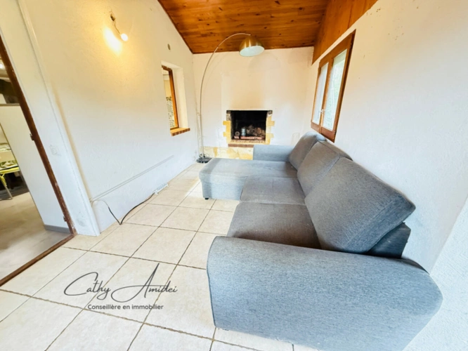 Photos 10 - Touristique - SAGONE (Corse) : Propriete à vendre, maison T4 + dépendance avec 2 appartements T1, sur terrain plat de 5000m2