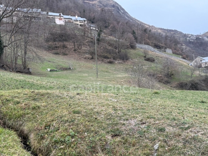 Photos 17 - Rurale - Propriété agricole sur 2,4 hectares de terrain