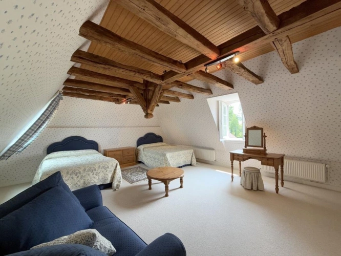 Photos 18 - Prestigious - House