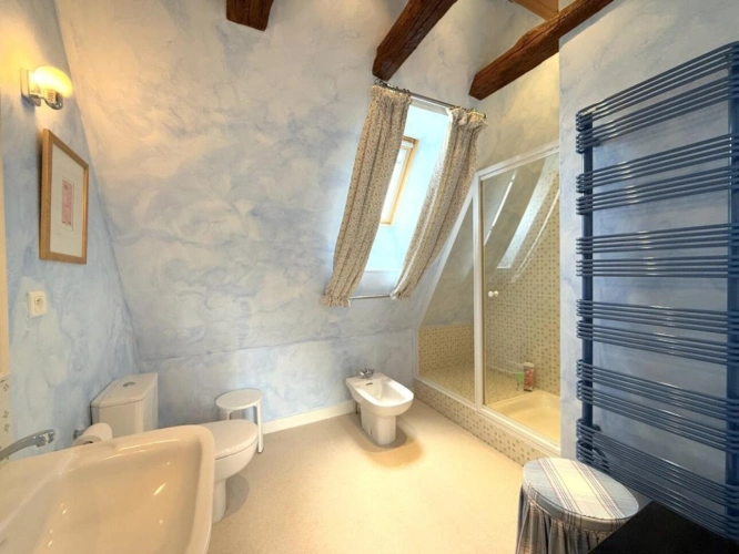 Photos 19 - Prestigious - House