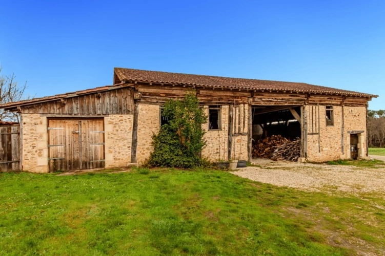 Photos 19 - Touristique - Domaine d’exception avec activité touristique – 10 hectares – Secteur Bergerac / Lunas