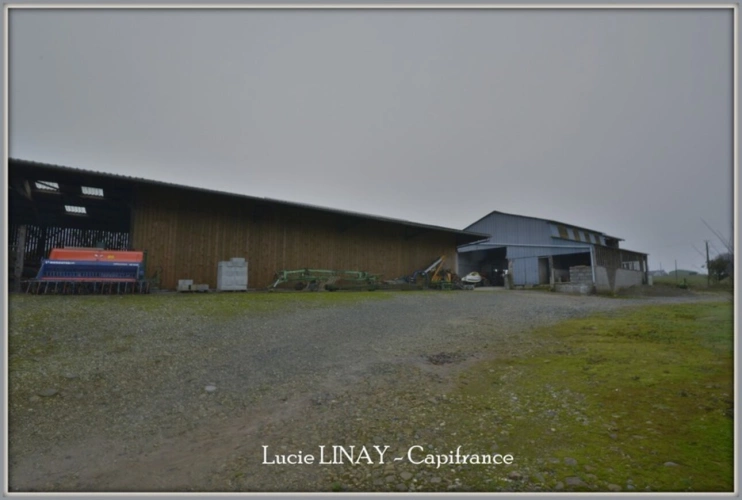 Photos 12 - Rurale - Corps de ferme + 5 ha
