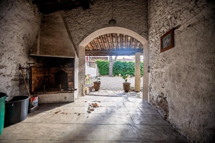 Photos 8 - Rural - Country house