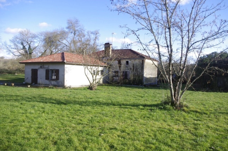 Photos 1 - Rurale - Propriété  6 pièces + dépendances sur 5ha de terrain à vendre LAGRAULET DU GERS