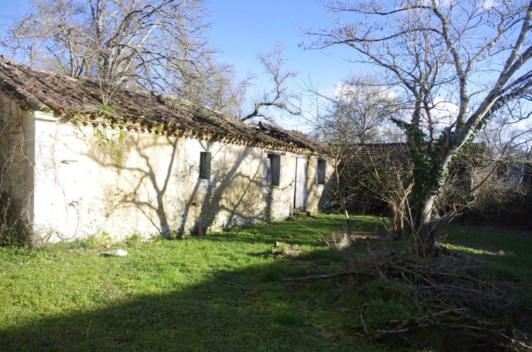 Photos 3 - Rurale - Propriété  6 pièces + dépendances sur 5ha de terrain à vendre LAGRAULET DU GERS