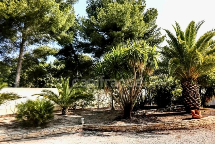 Photos 7 - Prestigious - 8-room property for sale in SAINT CYR SUR MER (83), 2000 m² plot, swimming pool, pool house