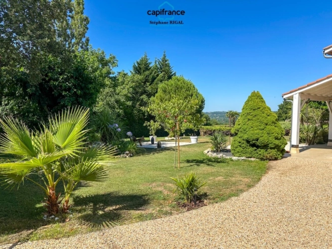 Photos 32 - Rural - Property for sale 6 rooms PONT DU CASSE (47) House of 170m2 on 7112m2 of enclosed land