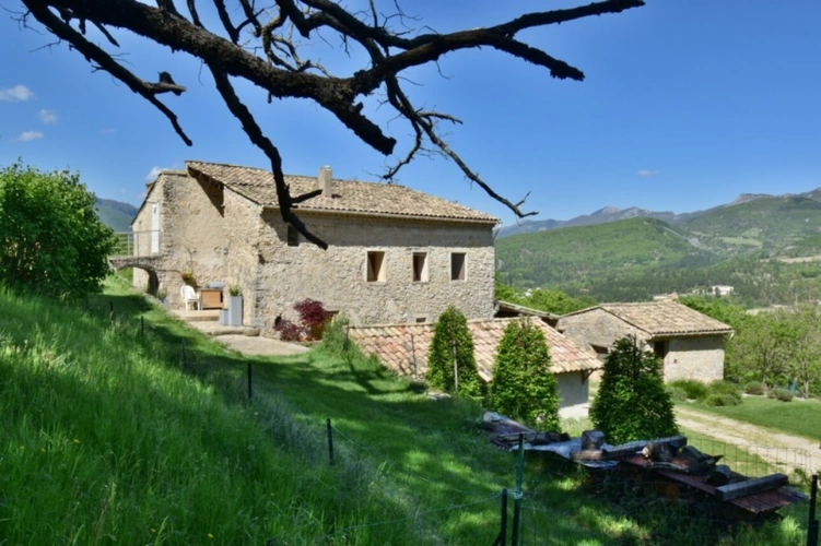 Photos 26 - Rural - Stone property with 180 sqm of living space set on 22,000 sqm of land, enjoying a commanding panoram
