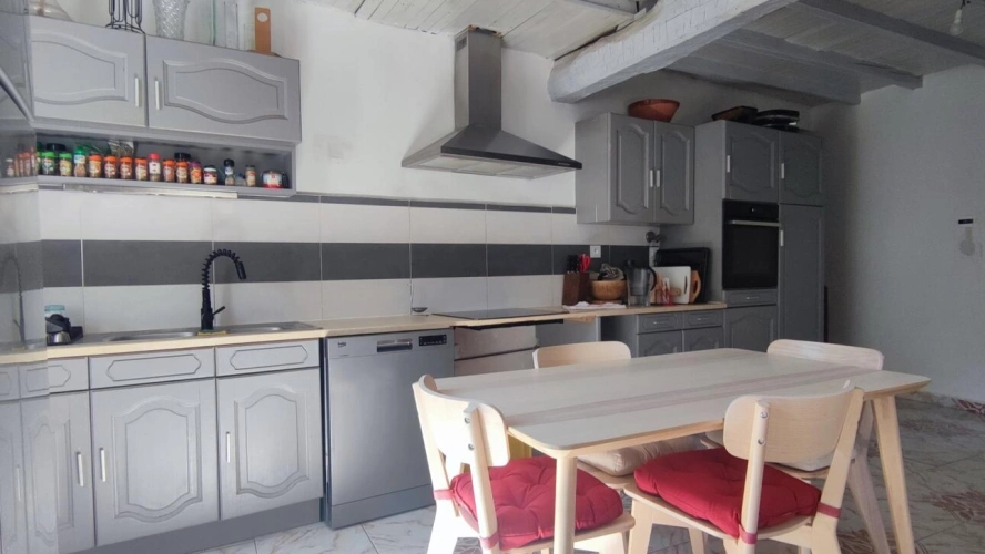 Photos 8 - Equestrian - house and dependencies