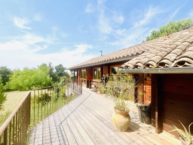 Photos 6 - Tourist - House