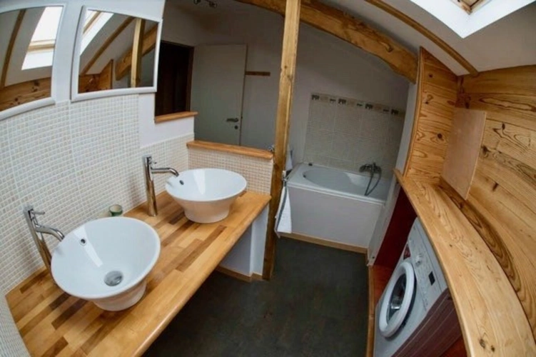 Photos 19 - Rural - Farmhouse