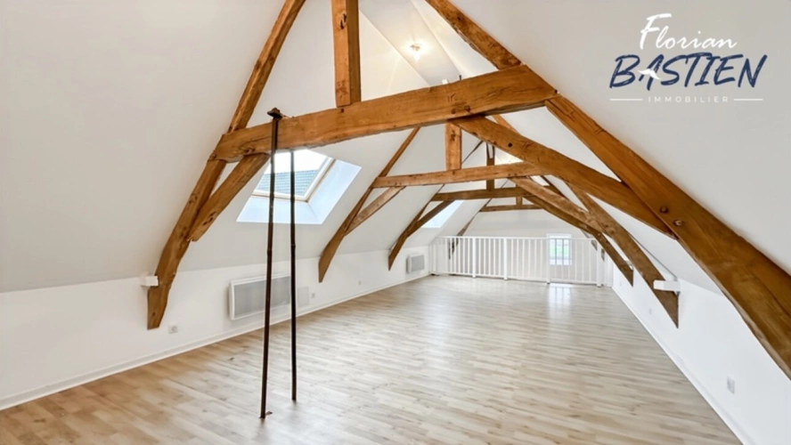 Photos 10 - Rurale - Un corps de ferme d’exception, à l’abri des regards, où authenticité et potentiel se rencontrent à Lecelles