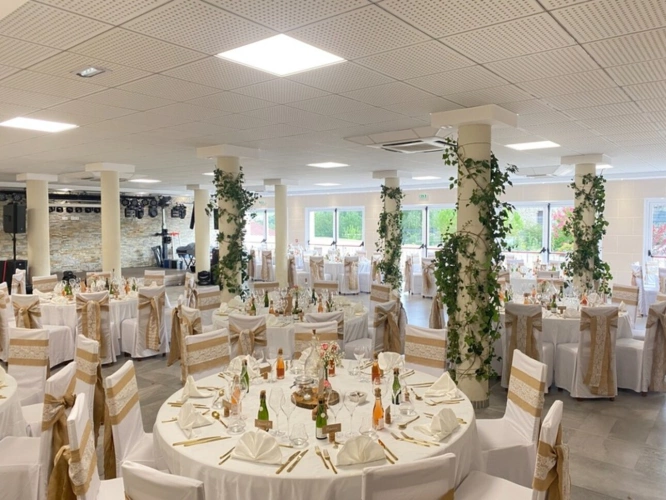 Photos 2 - Prestige - SALLE DE RECEPTION 220 personnes assises + 94 couchages au cœur du Vignoble Champenois