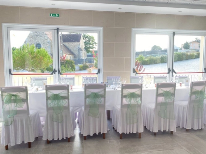 Photos 23 - Prestige - SALLE DE RECEPTION 220 personnes assises + 94 couchages au cœur du Vignoble Champenois