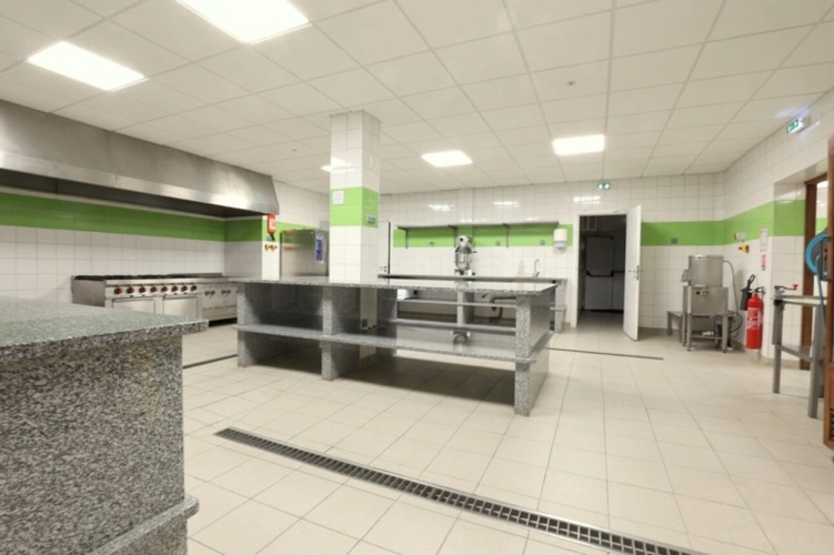 Photos 34 - Prestige - SALLE DE RECEPTION 220 personnes assises + 94 couchages au cœur du Vignoble Champenois