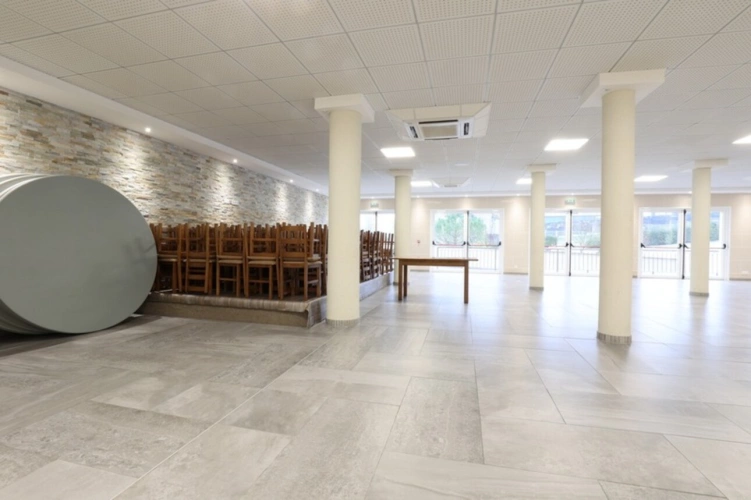 Photos 69 - Prestige - SALLE DE RECEPTION 220 personnes assises + 94 couchages au cœur du Vignoble Champenois