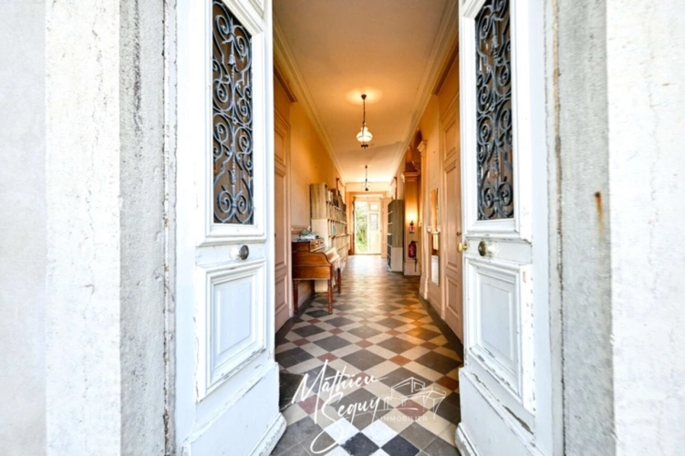 Photos 6 - Prestige - Découvrez l'élégance intemporelle de cette Maison de Maître d'exception à rénover