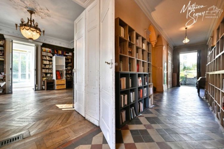 Photos 12 - Prestige - Découvrez l'élégance intemporelle de cette Maison de Maître d'exception à rénover