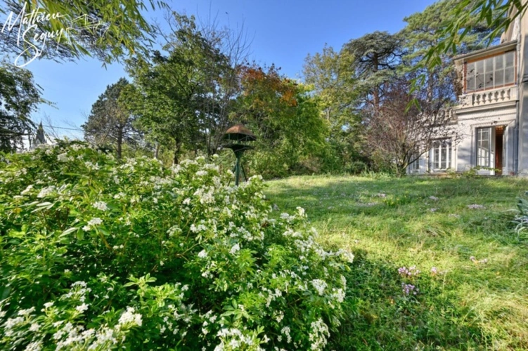 Photos 34 - Prestige - Découvrez l'élégance intemporelle de cette Maison de Maître d'exception à rénover