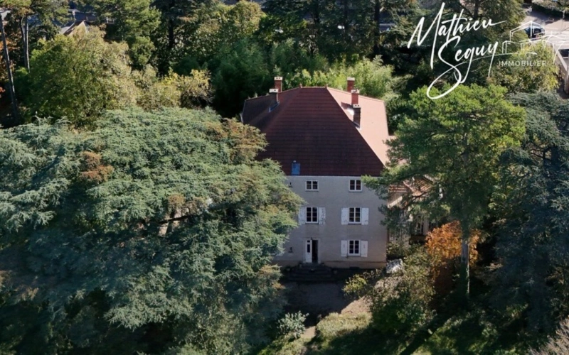 Photos 36 - Prestige - Découvrez l'élégance intemporelle de cette Maison de Maître d'exception à rénover