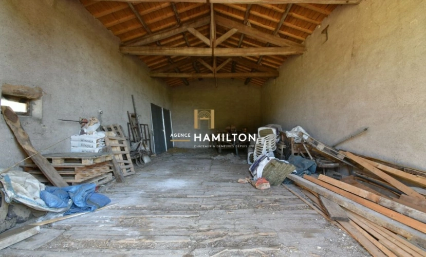 Photos 14 - Rural - Farm with outbuildings