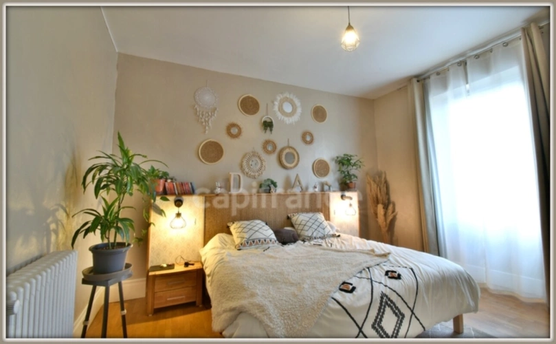 Photos 7 - Prestige - NEVERS (58), Propriété de charme 12 pièces, 265 m² habitables, 8 chambres, grandes annexes, piscine, terrain 1100 m²