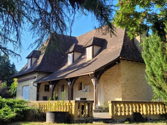 Photos 2 - Touristique - Propriete à vendre 14 pièces LE BUGUE (24)