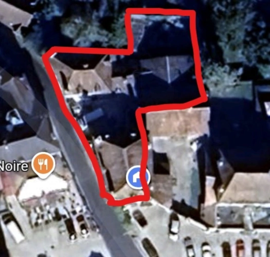 Photos 2 - Touristique - Propriété 2 maisons + 1 appartement + 1 grange + terrain CHATEAUMEILLANT (18)