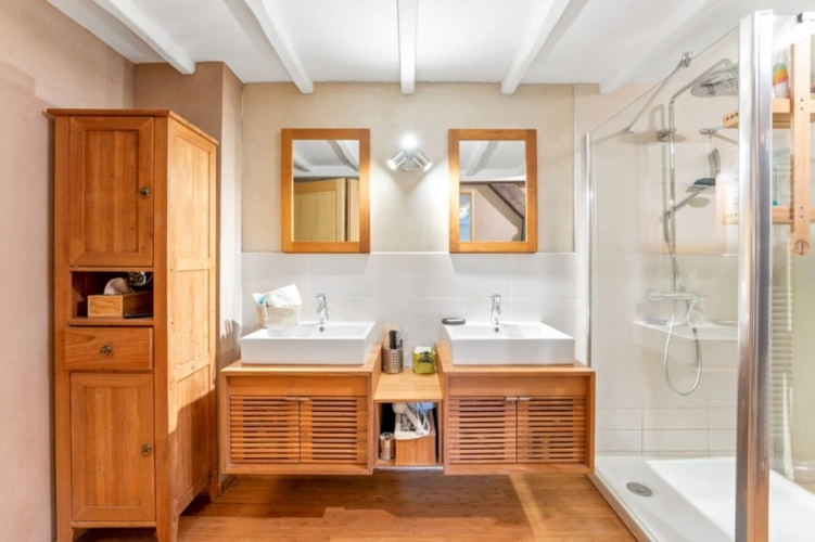 Photos 11 - Touristique - À VENDRE – Charmante ferme rénovée avec gîte indépendant et grange – Prévessin-Moëns