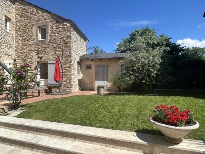 Photos 14 - Touristique - Demeure de ville et village