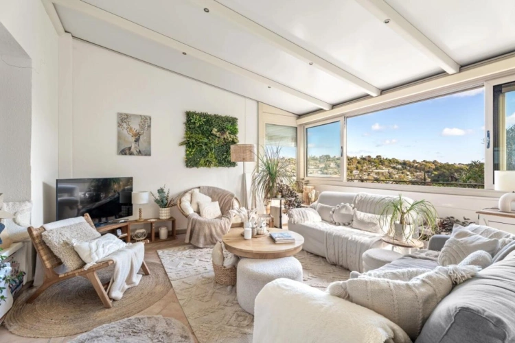 Photos 9 - Prestigious - House