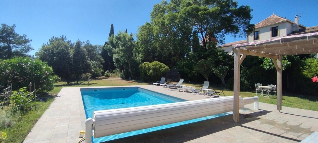 Photos 12 - Prestigious - House