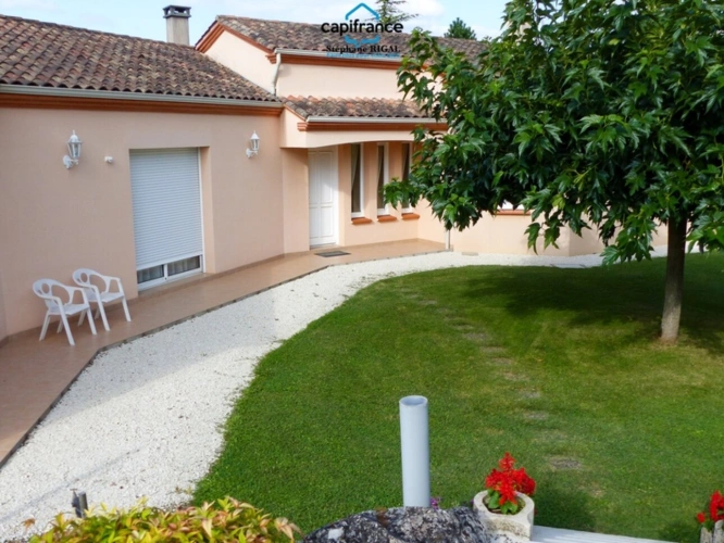 Photos 29 - Rural - Property for sale, 6 rooms, PENNE D'AGENAIS (47). House of 175m2 of living space + basement on 5245m