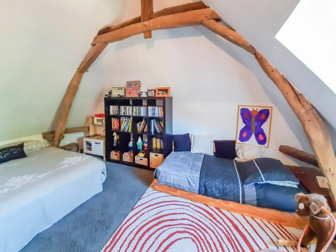 Photos 11 - Rural - House